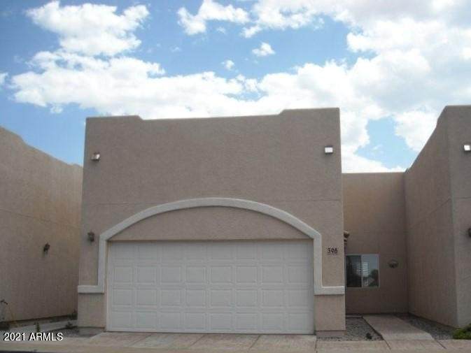 396 Robin Court - Photo 1