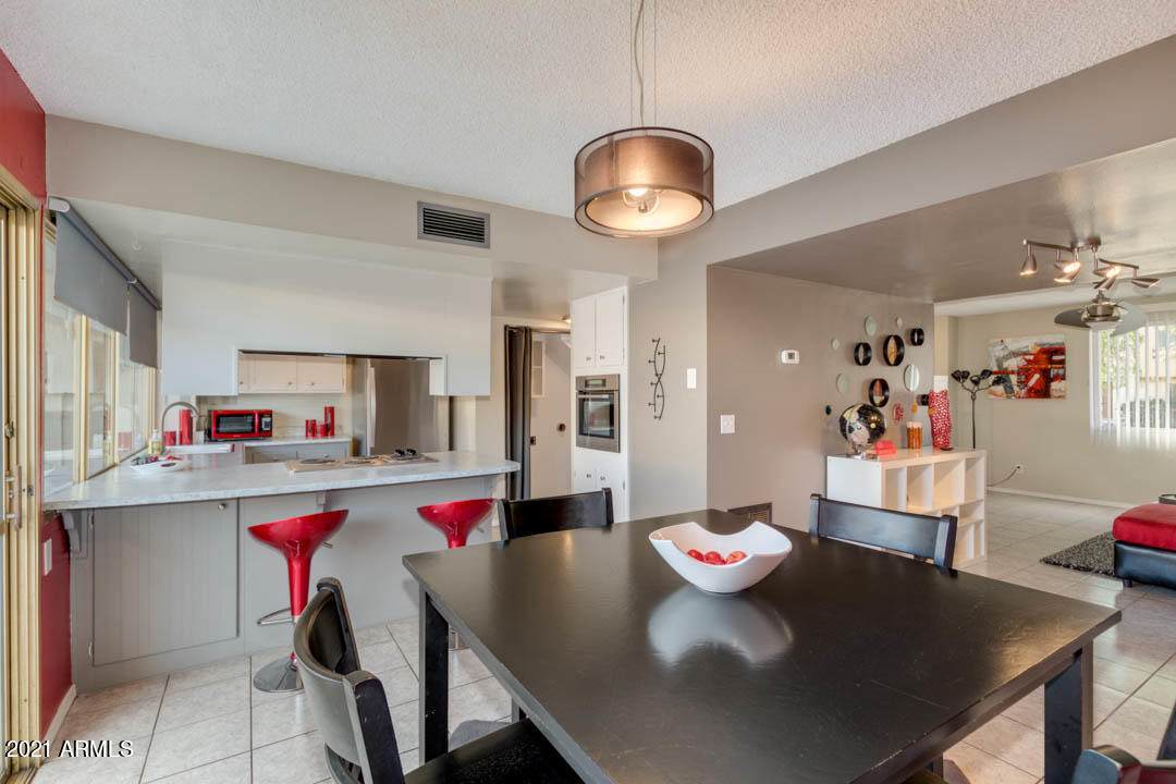 1909 Hazelwood Parkway - Photo 1