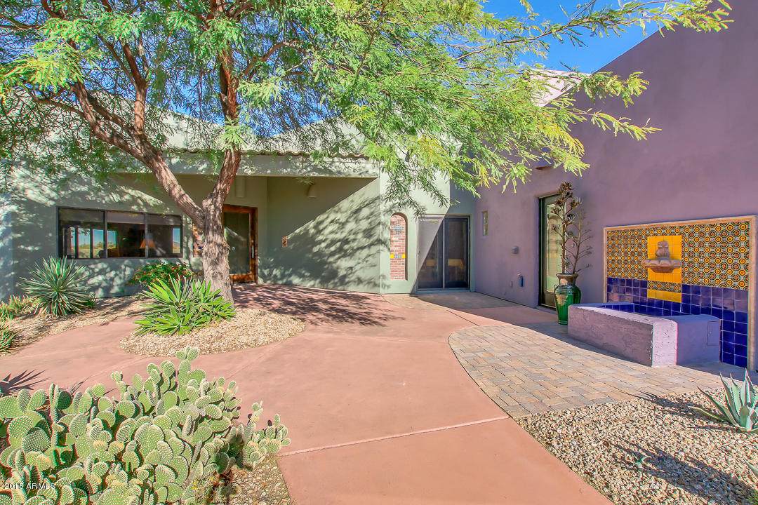 8915 Venus Drive - Photo 1