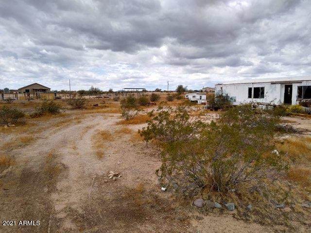 0 351 Avenue - Photo 1