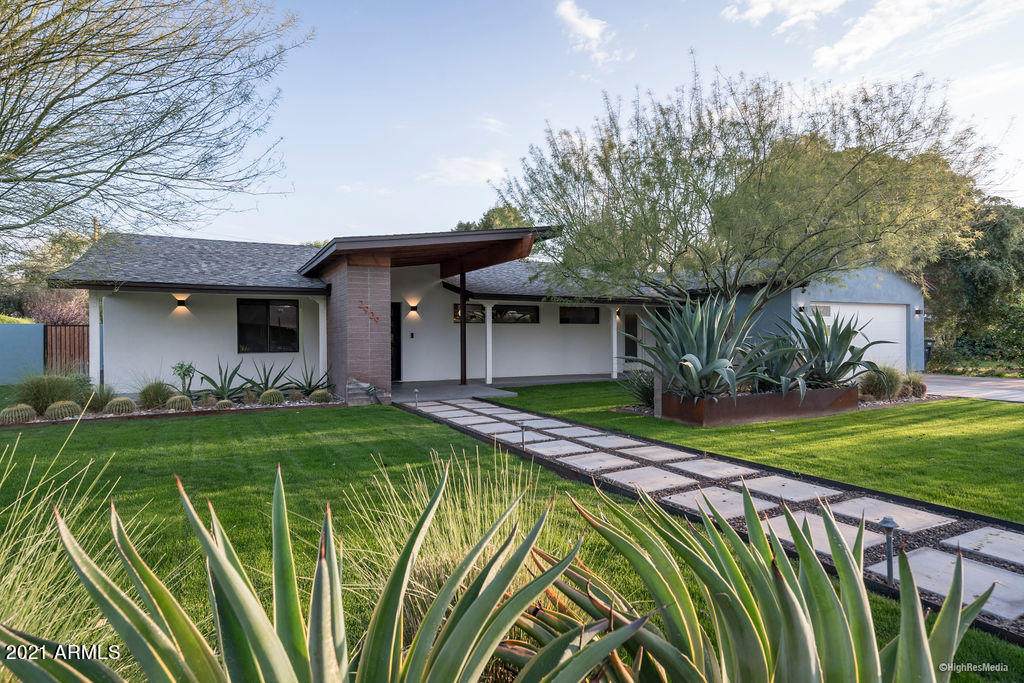 2909 Pierson Street - Photo 1
