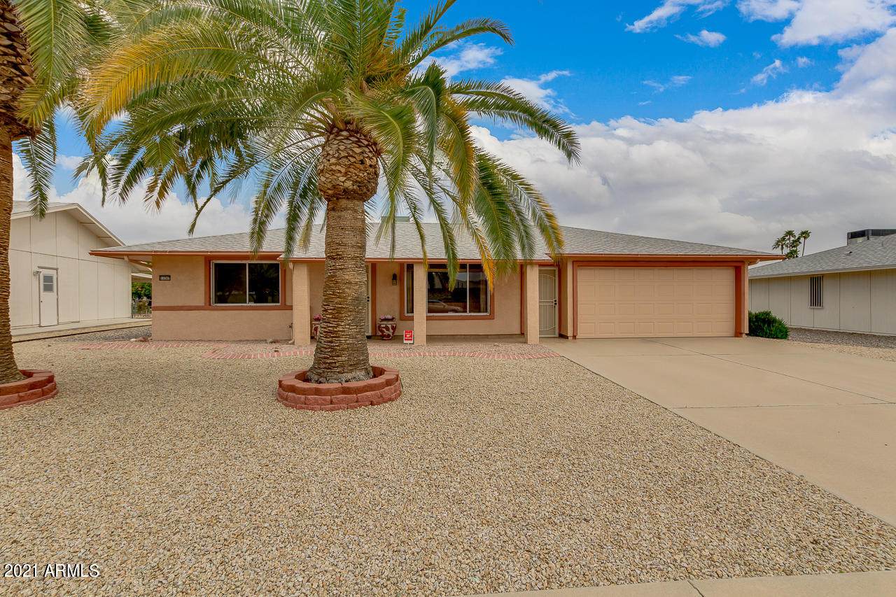 13207 Lakeforest Drive - Photo 1