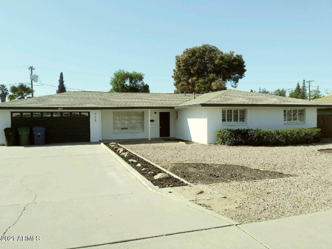 735 Vine Avenue - Photo 1