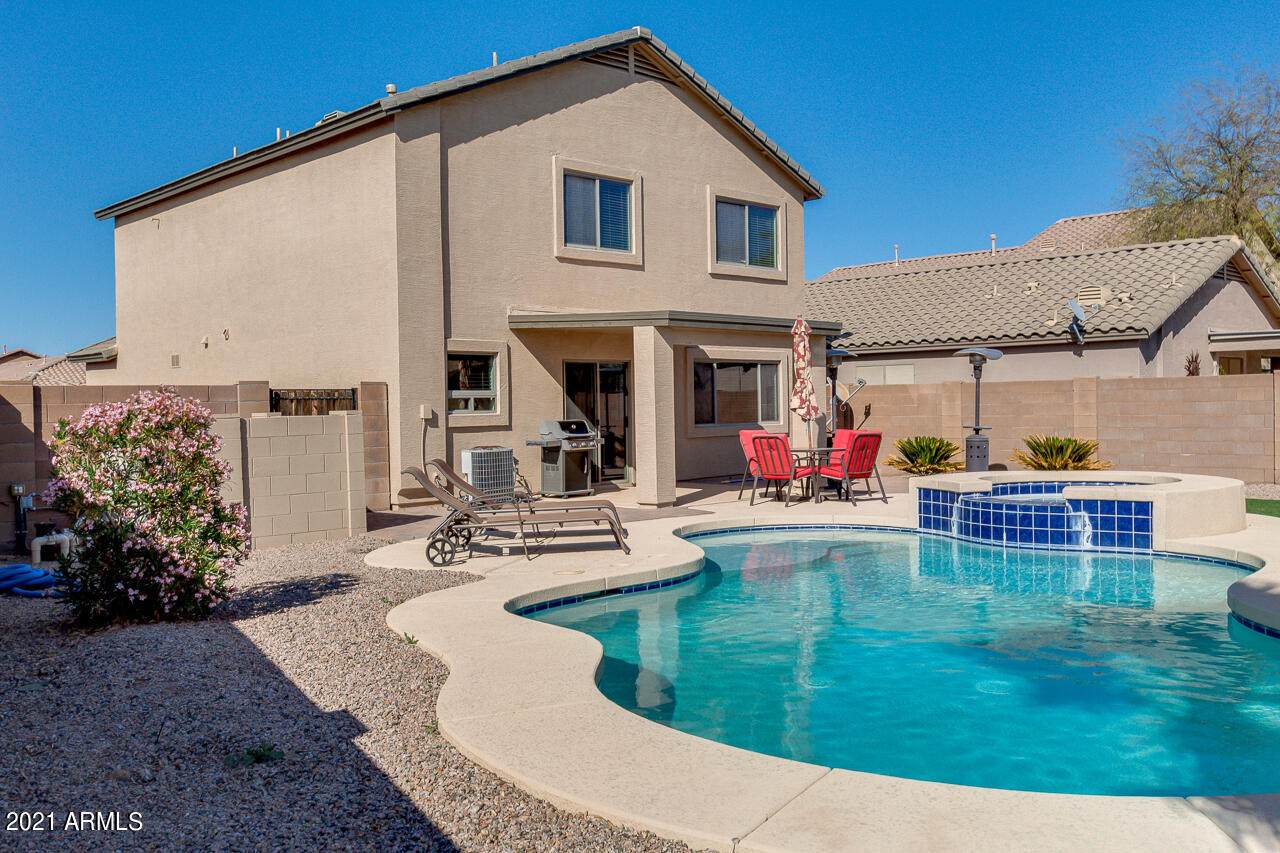 42827 Sunland Drive - Photo 1