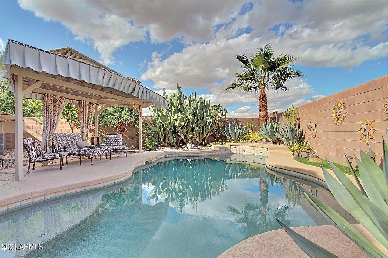 2416 Roberta Lane - Photo 1