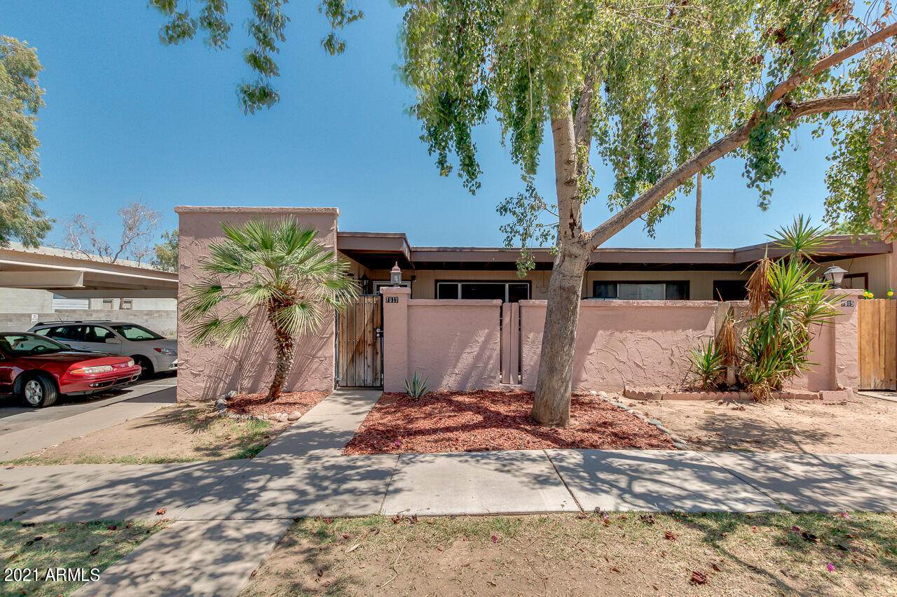 7917 61ST Avenue - Photo 1
