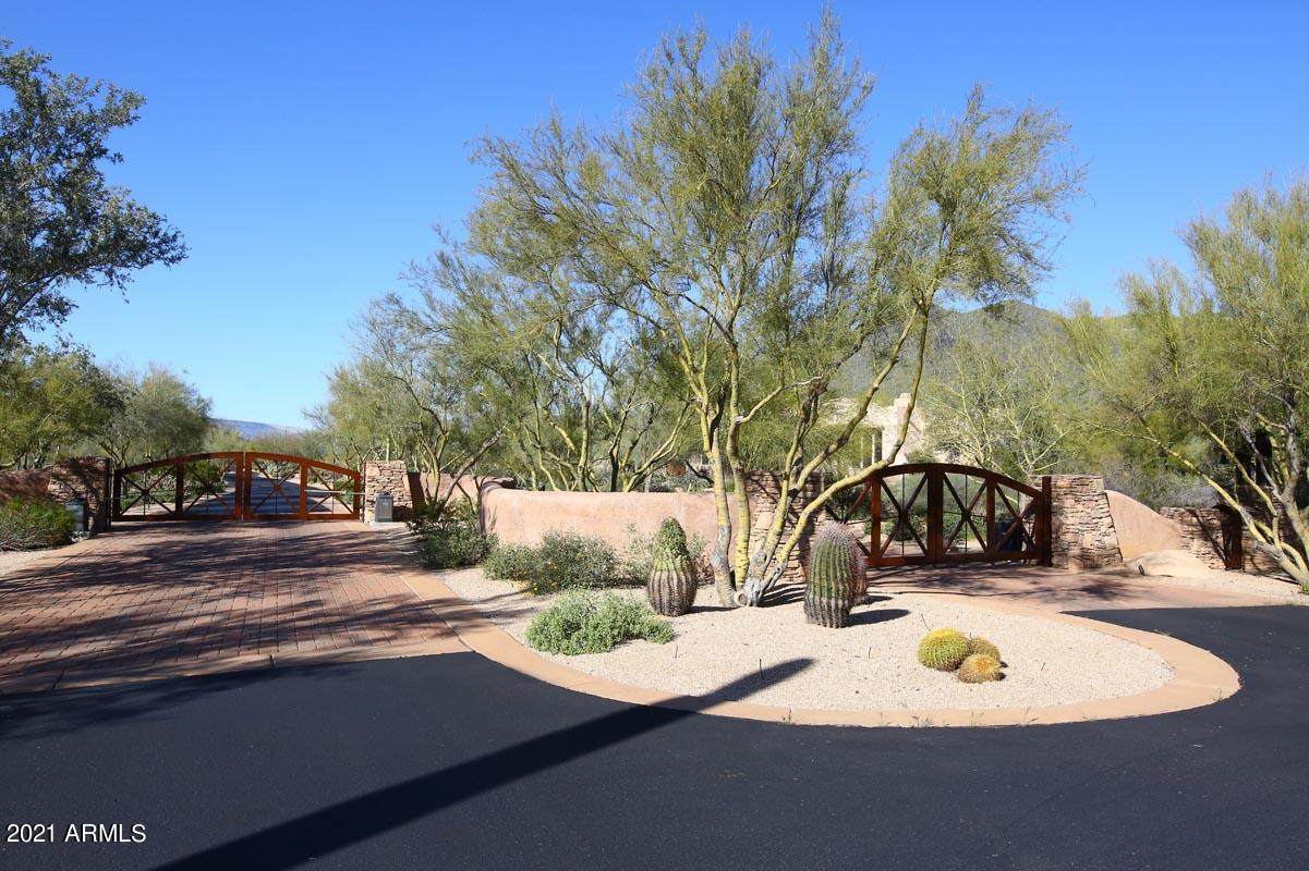 34930 Summit Drive - Photo 1