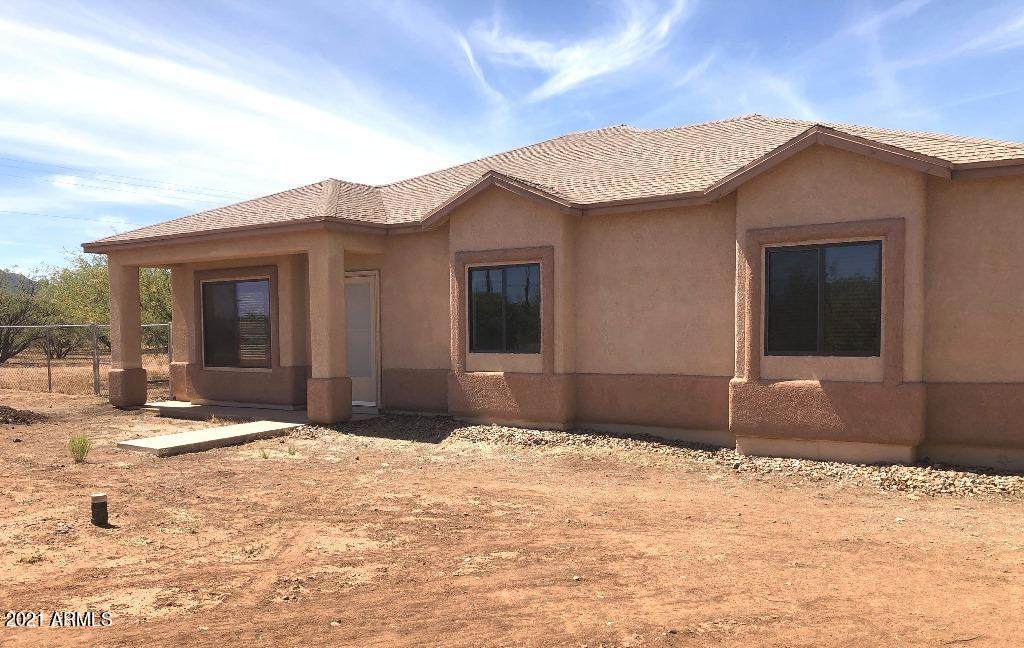 2371 Bernhold Place - Photo 1