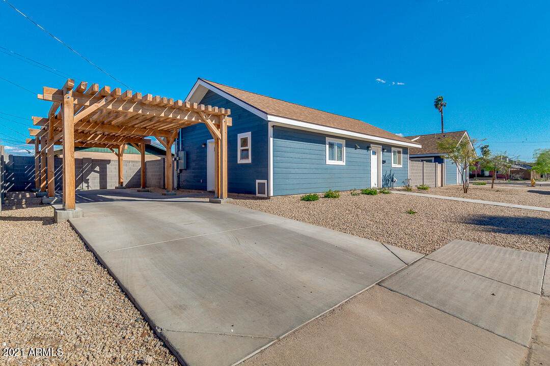 505 16th Avenue - Photo 1