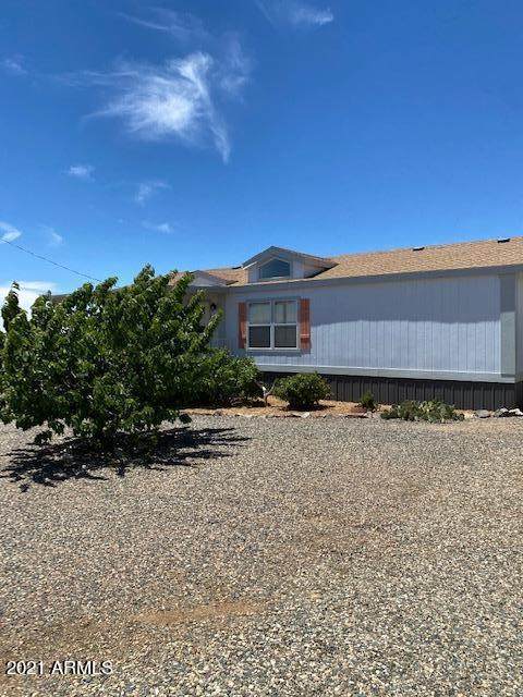 8020 Farringdon Lane - Photo 1