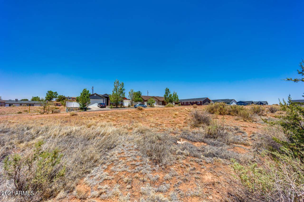 745 Cobble Lane - Photo 1