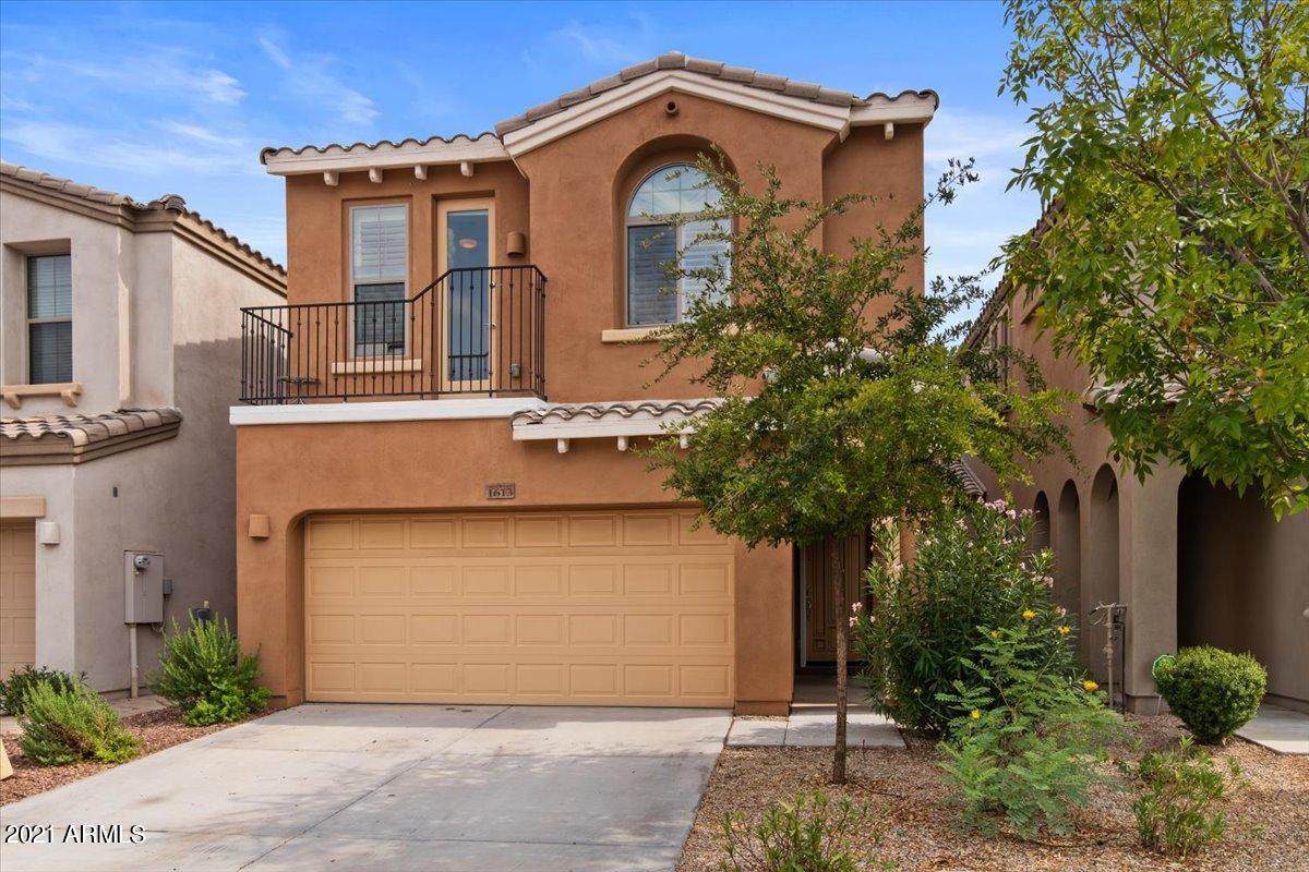 1613 Lacewood Place - Photo 1