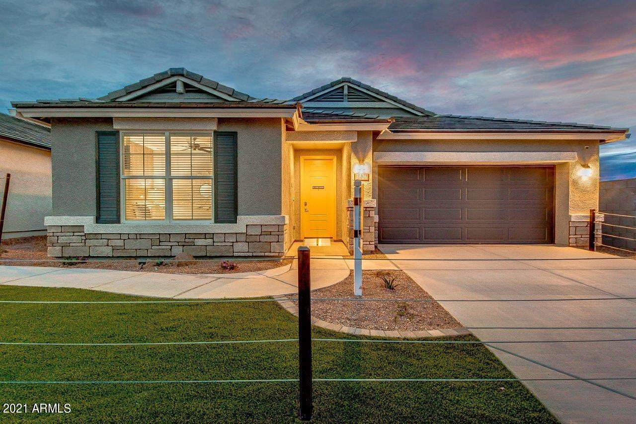 37683 San Sisto Avenue - Photo 1