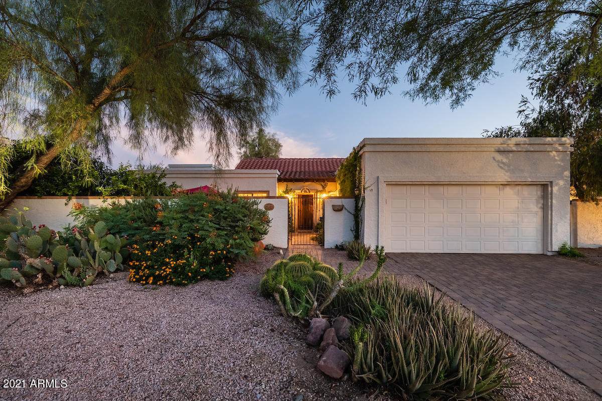 10285 Bella Vista Drive - Photo 1