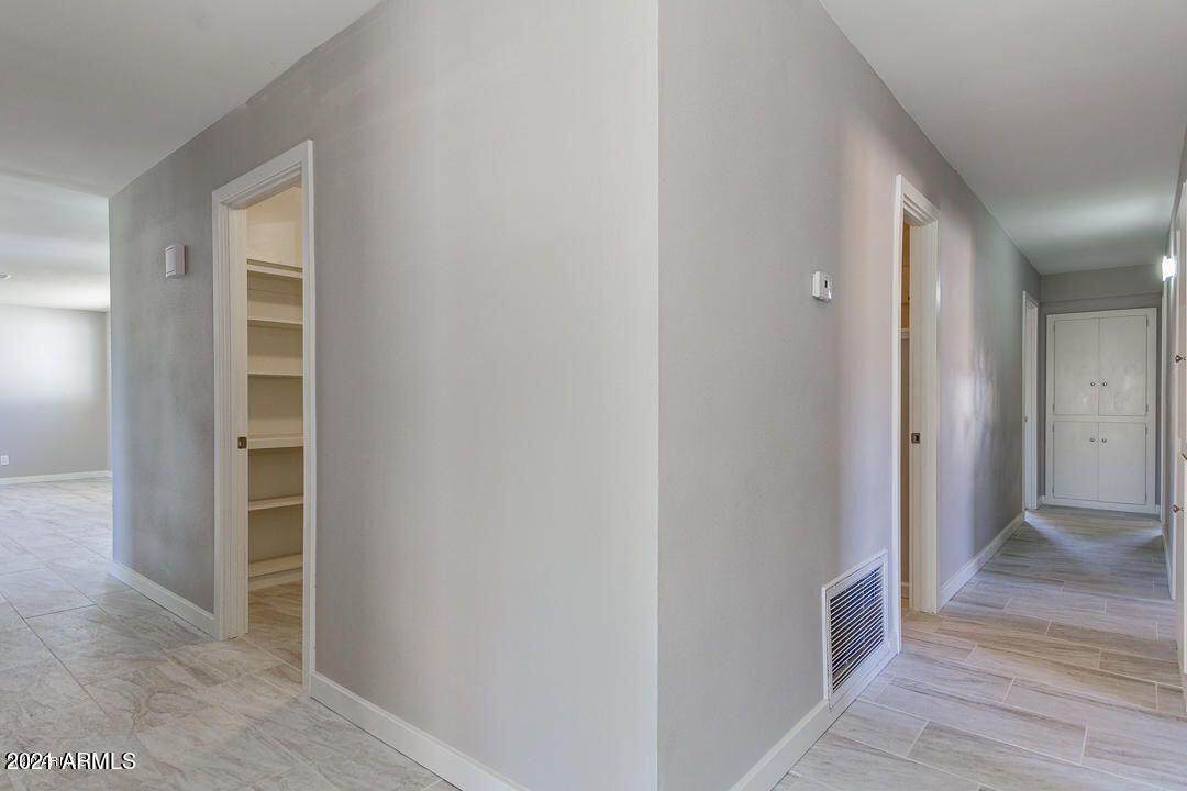 5031 65TH Avenue - Photo 1