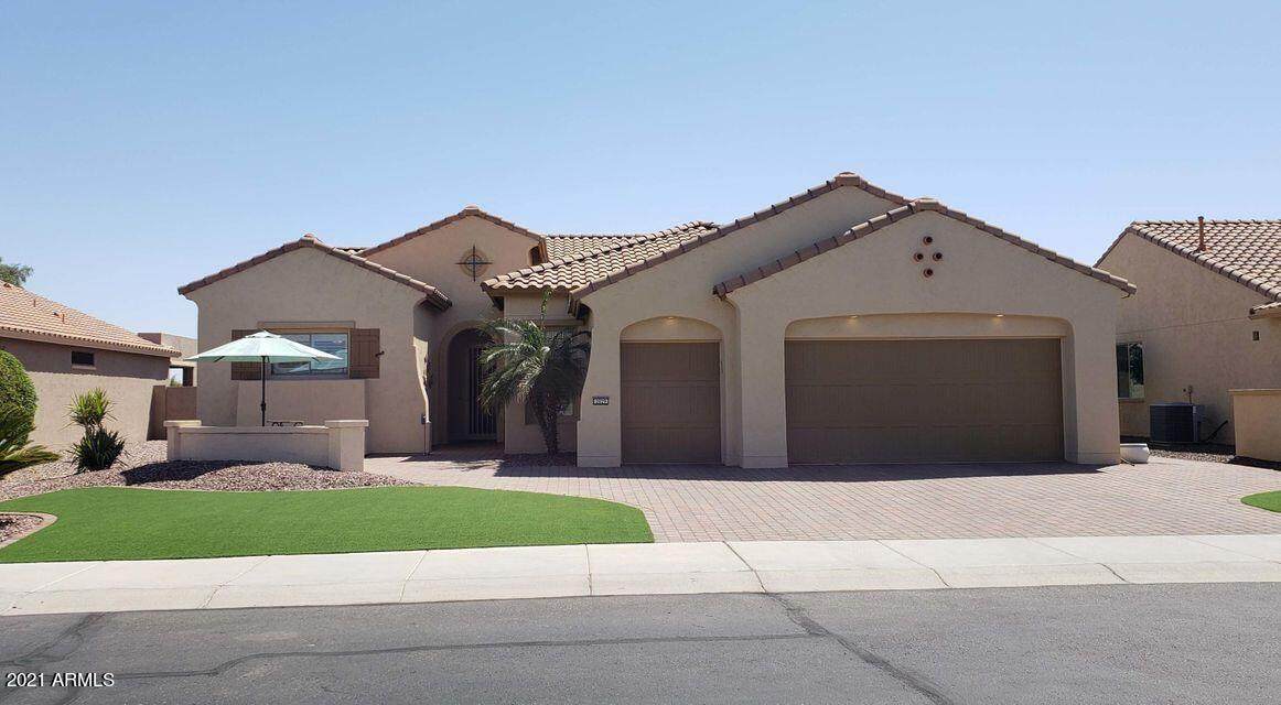 2029 164TH Avenue - Photo 1