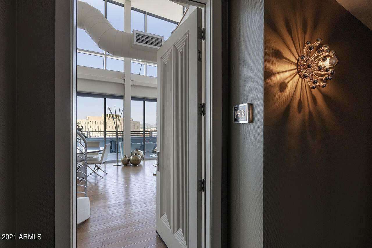 1 Lexington Avenue - Photo 1