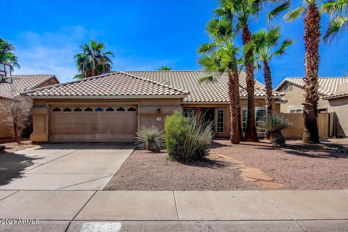 780 Pineview Drive - Photo 1