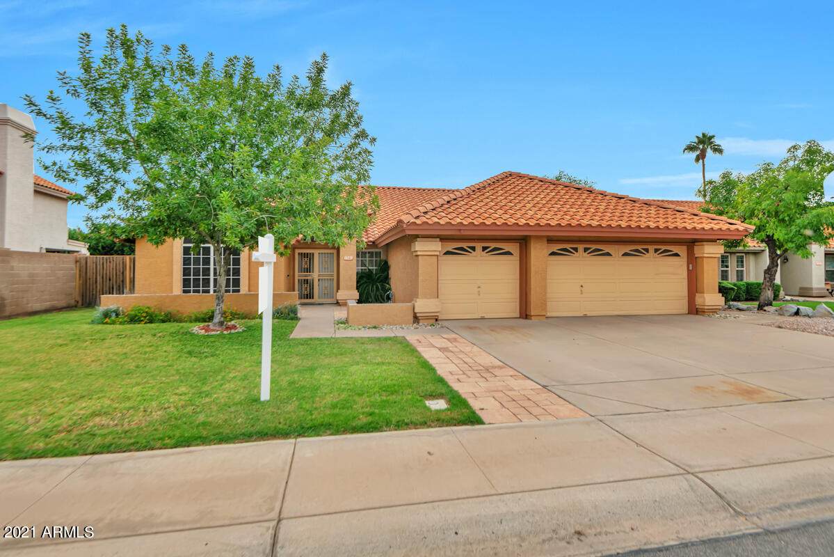 1541 Kent Drive - Photo 1
