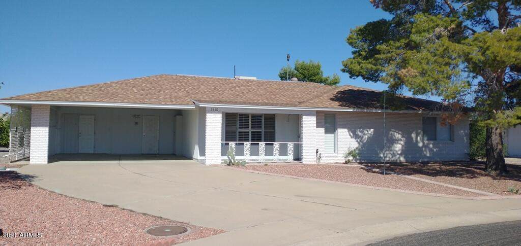 9850 Royal Oak Road - Photo 1