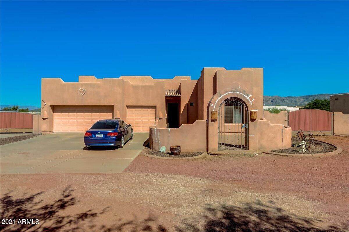 1120 Circle Mountain Road - Photo 1