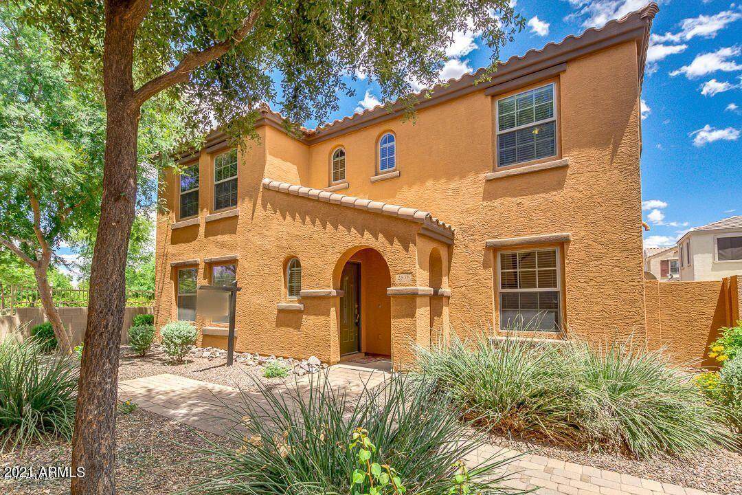 2838 Megan Street - Photo 1
