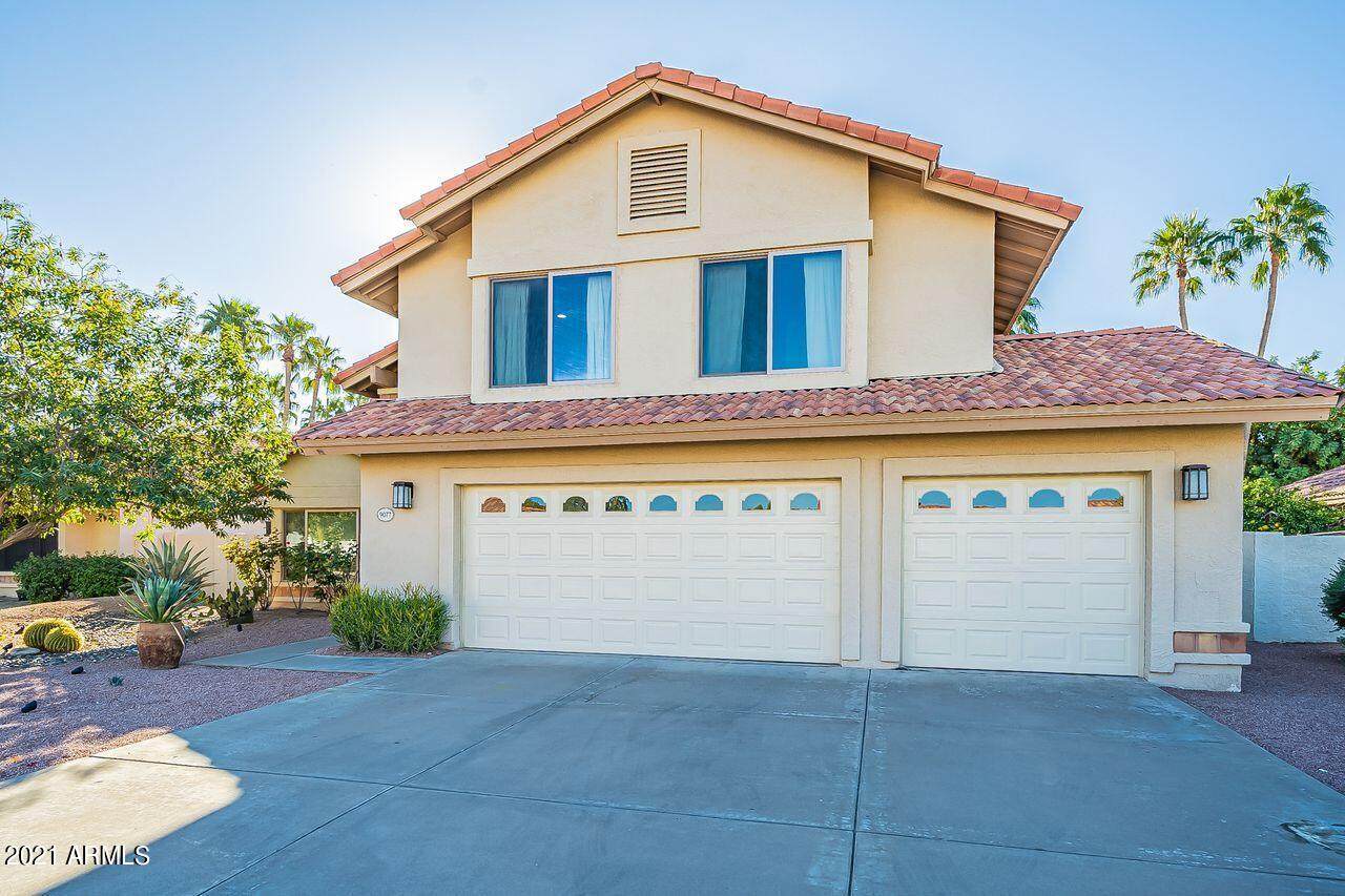 9077 Voltaire Drive - Photo 1
