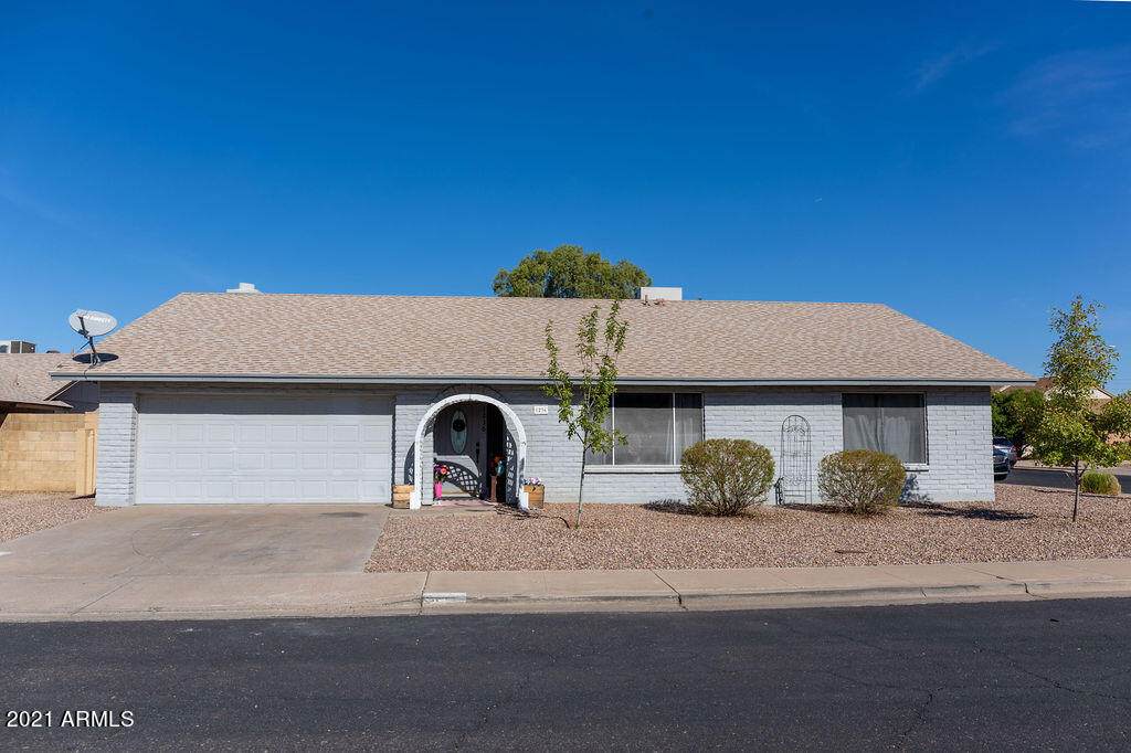 1236 Mendoza Avenue - Photo 1