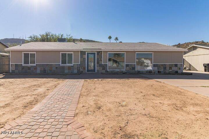 1607 Wood Drive - Photo 1