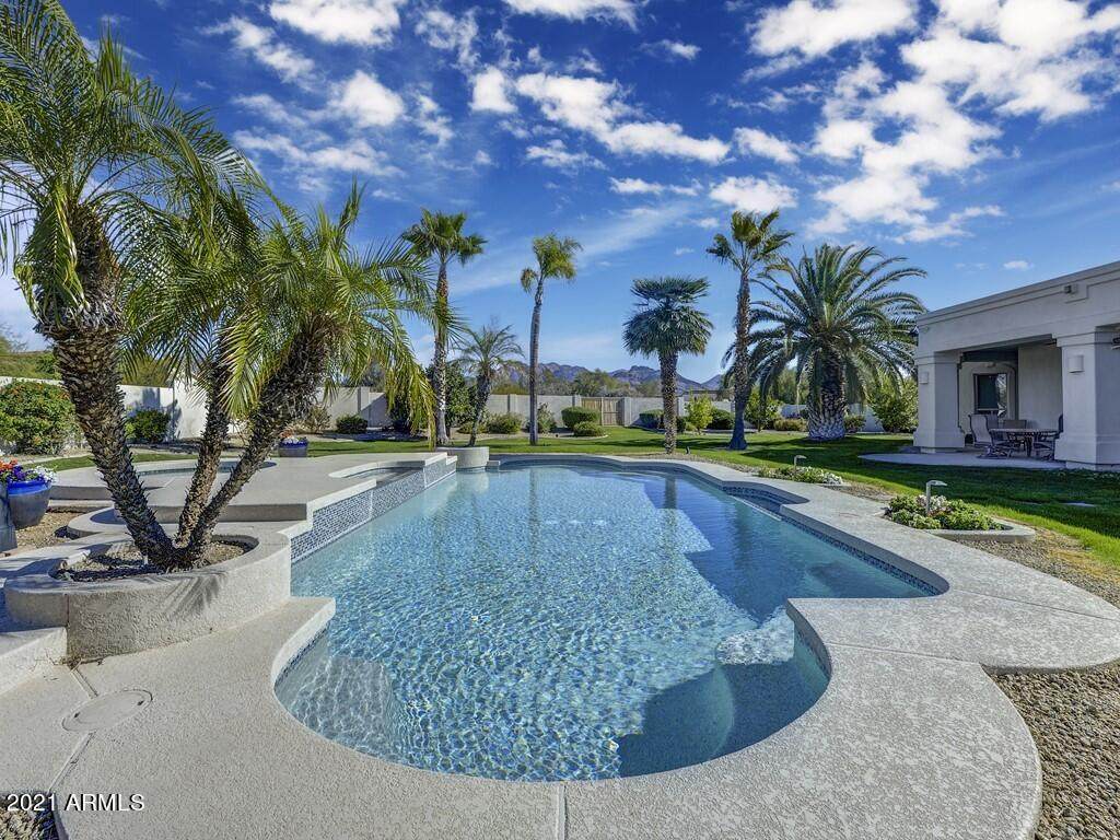 8704 Los Gatos Drive - Photo 1