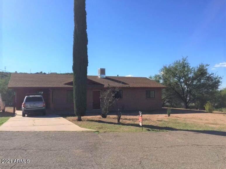 438 Avenida Oriol - Photo 1