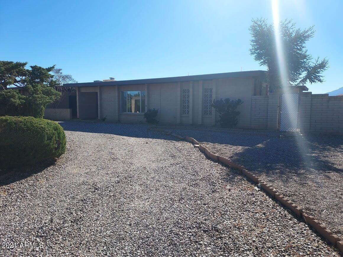 2044 Piccadilly Drive - Photo 1