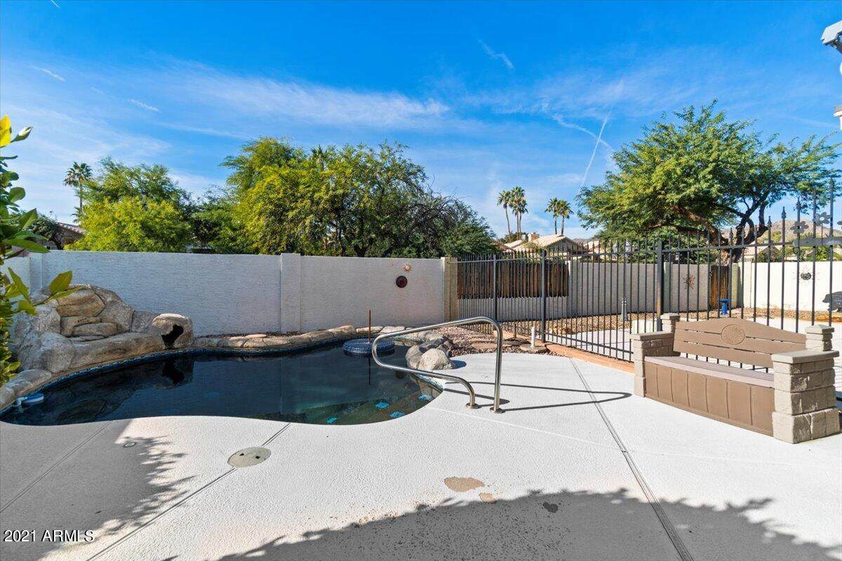 12002 46TH Street - Photo 1