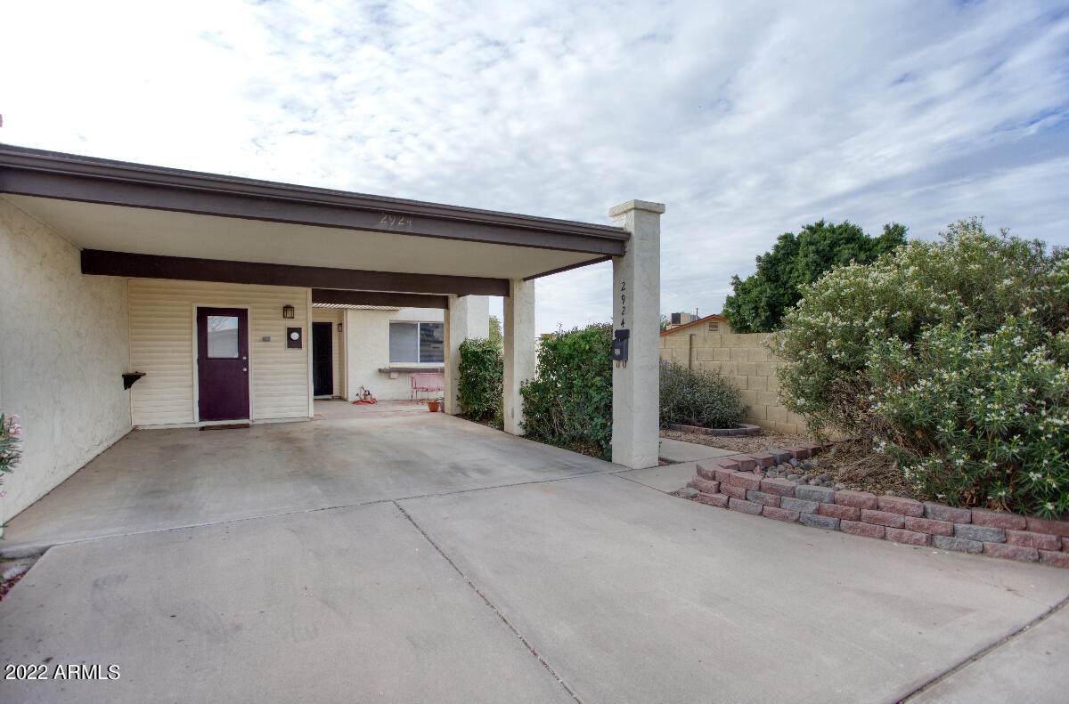 2924 Country Club Way - Photo 1