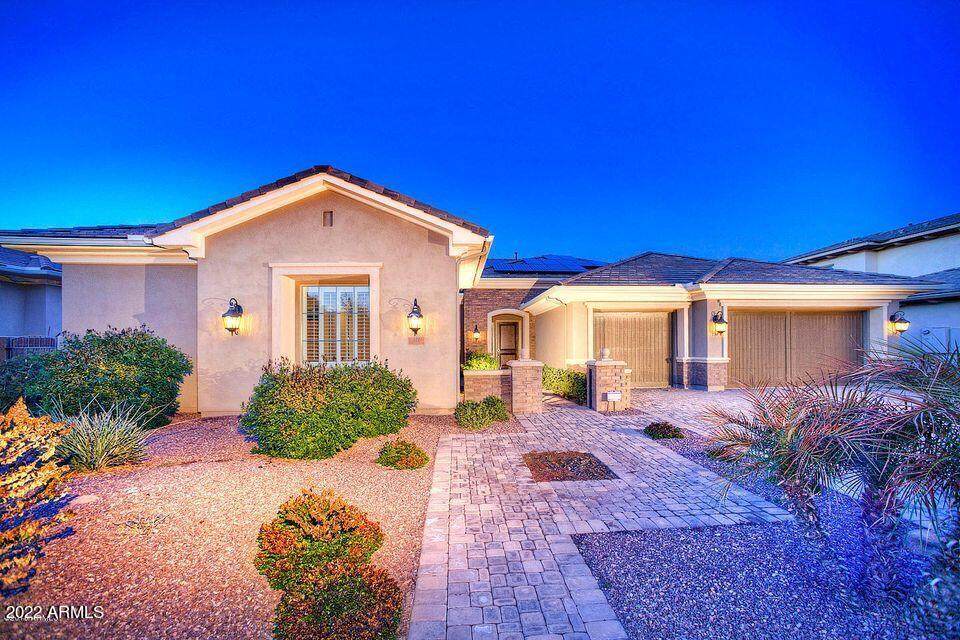 320 Yellowstone Way - Photo 1