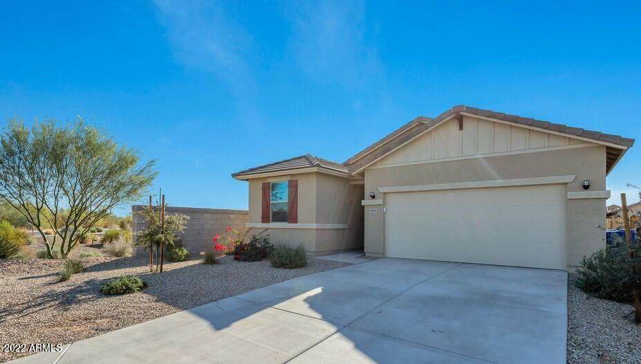 17923 Louise Drive - Photo 1
