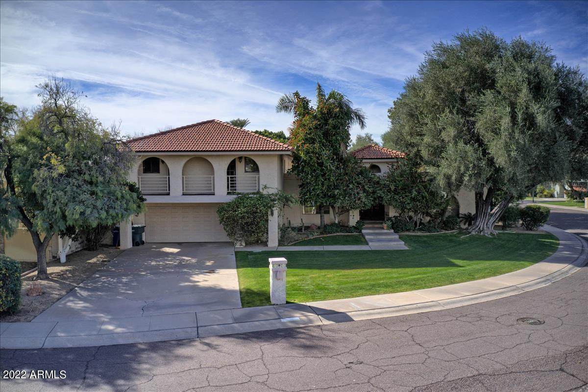 1033 Kaler Drive - Photo 1