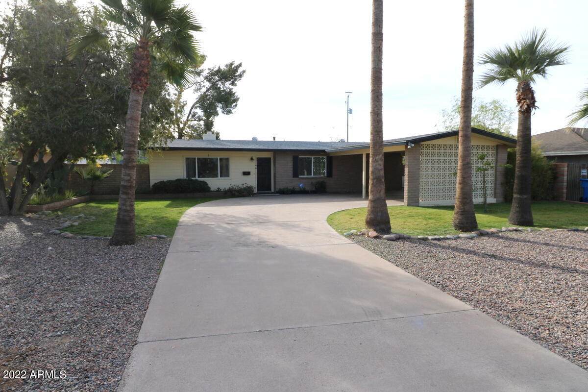 1023 Nicolet Avenue - Photo 1