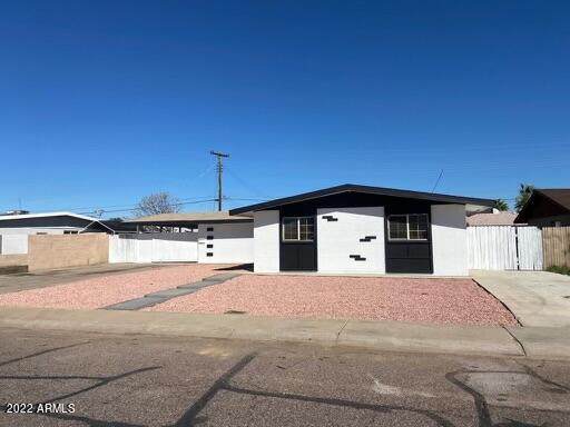 6202 Clarendon Avenue - Photo 1