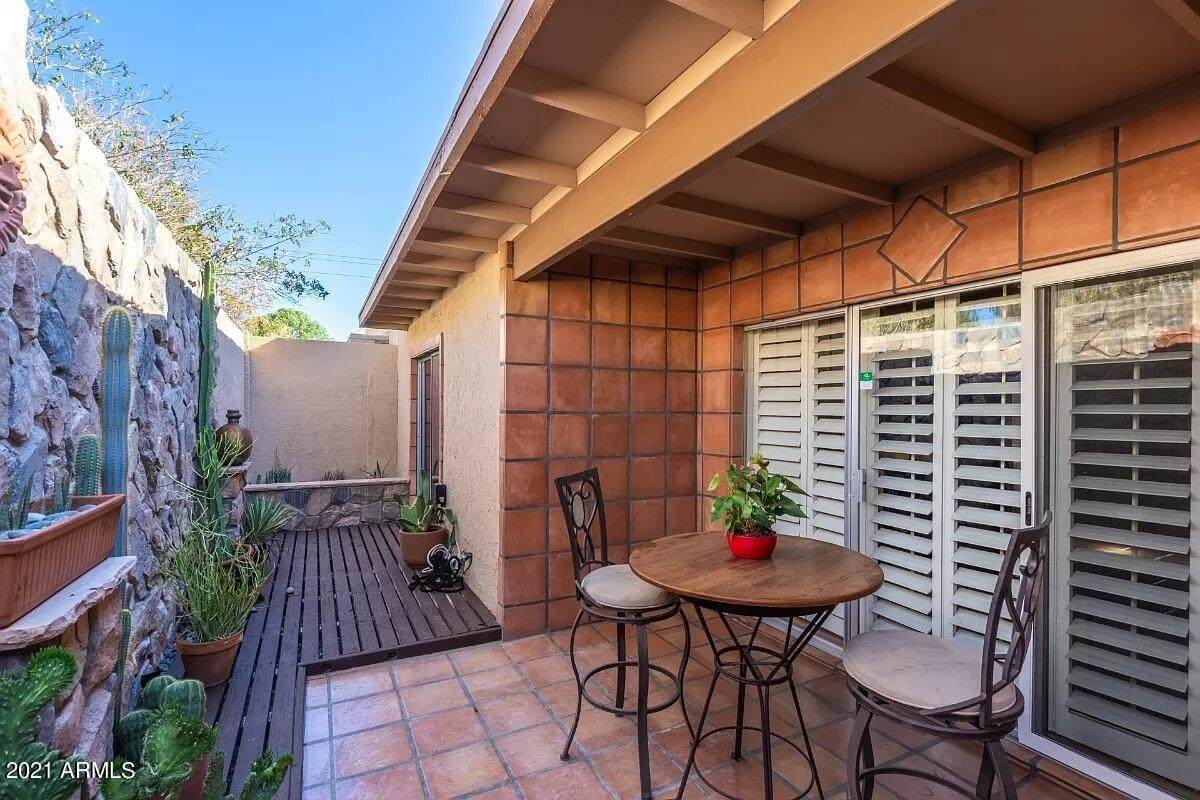 6709 Ocotillo Hermosa Circle - Photo 1