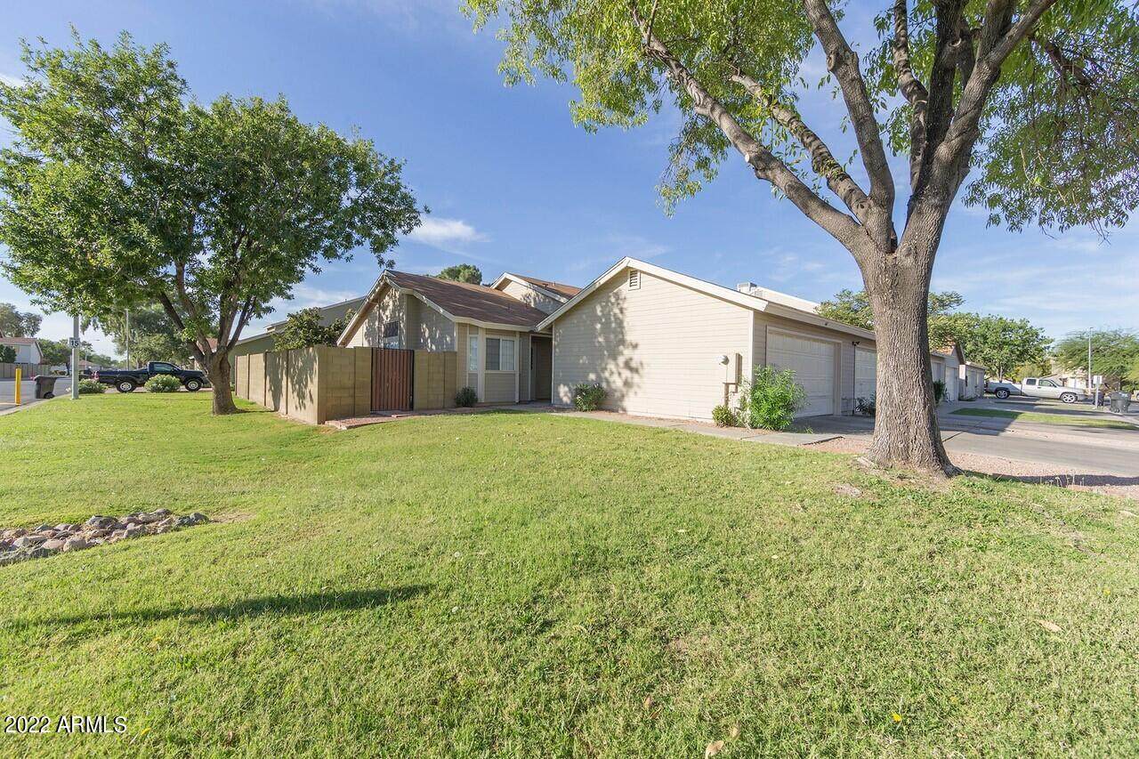 3134 Mckellips Road - Photo 1