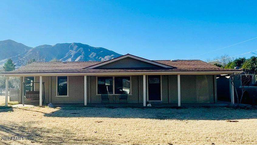 302 Mulberry Drive - Photo 1