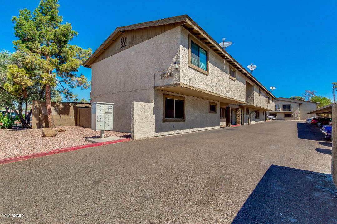 1620 Cambridge Avenue - Photo 1