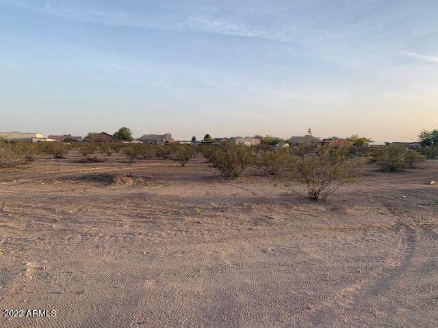 000 Silverdale Road - Photo 1
