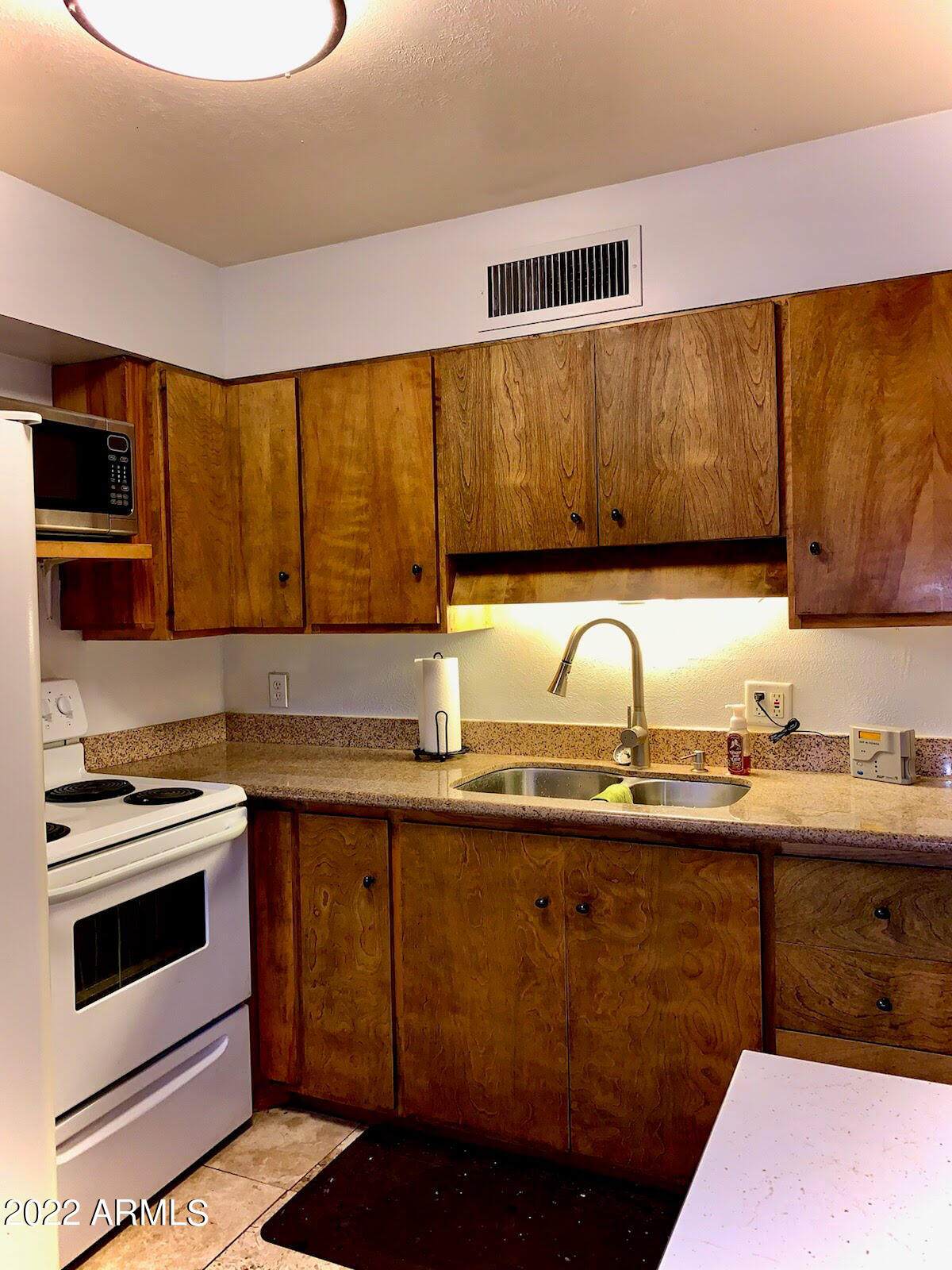 2555 Rose Lane - Photo 1