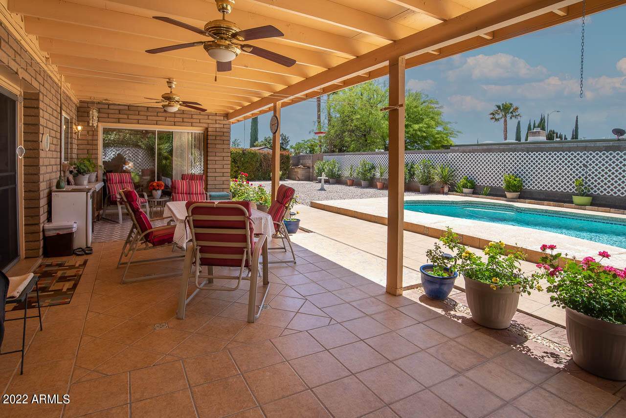 616 Suffolk Drive - Photo 1