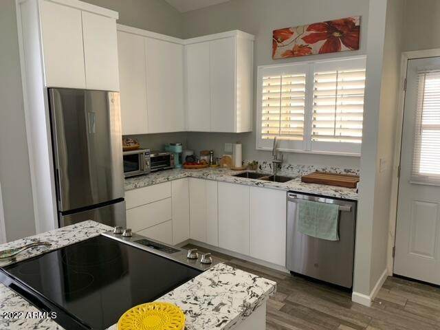 455 Mesa Drive - Photo 1