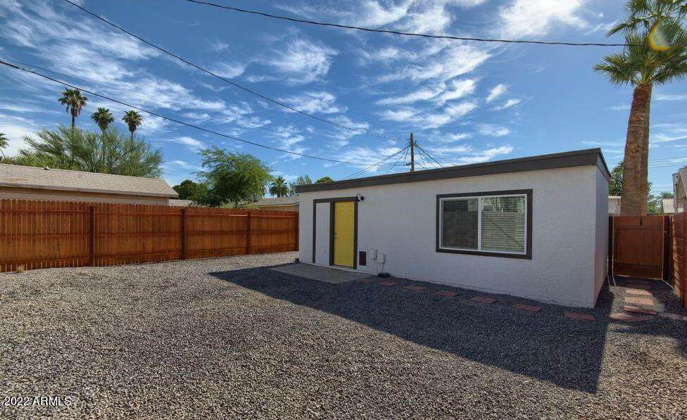 908 Pasadena Avenue - Photo 1