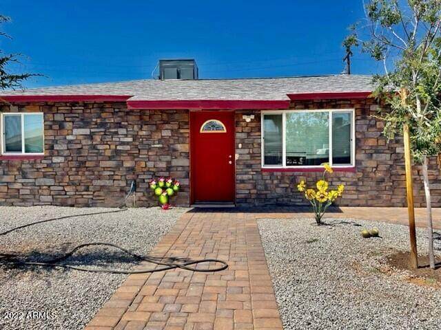 2330 Pueblo Avenue - Photo 1
