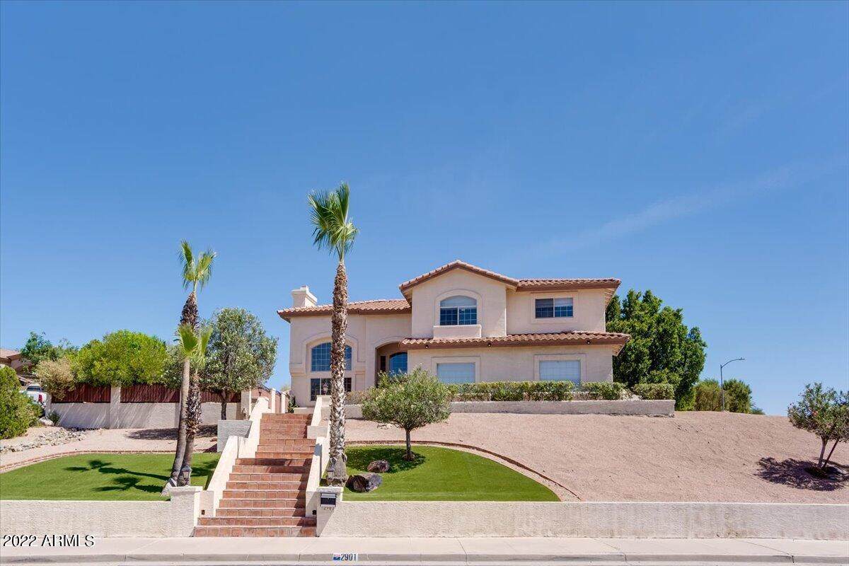 2901 Acoma Drive - Photo 1
